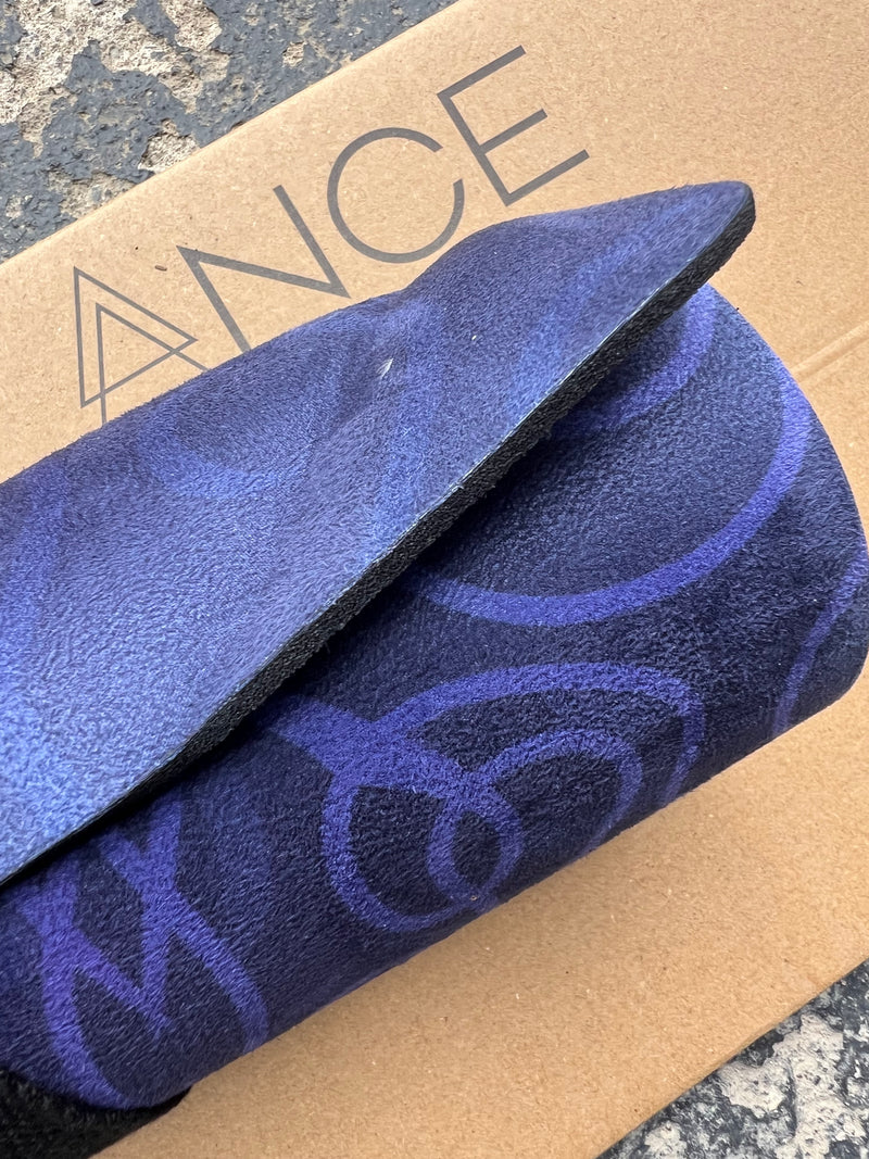 PANDORA YOGA MAT ~ 50% OFF
